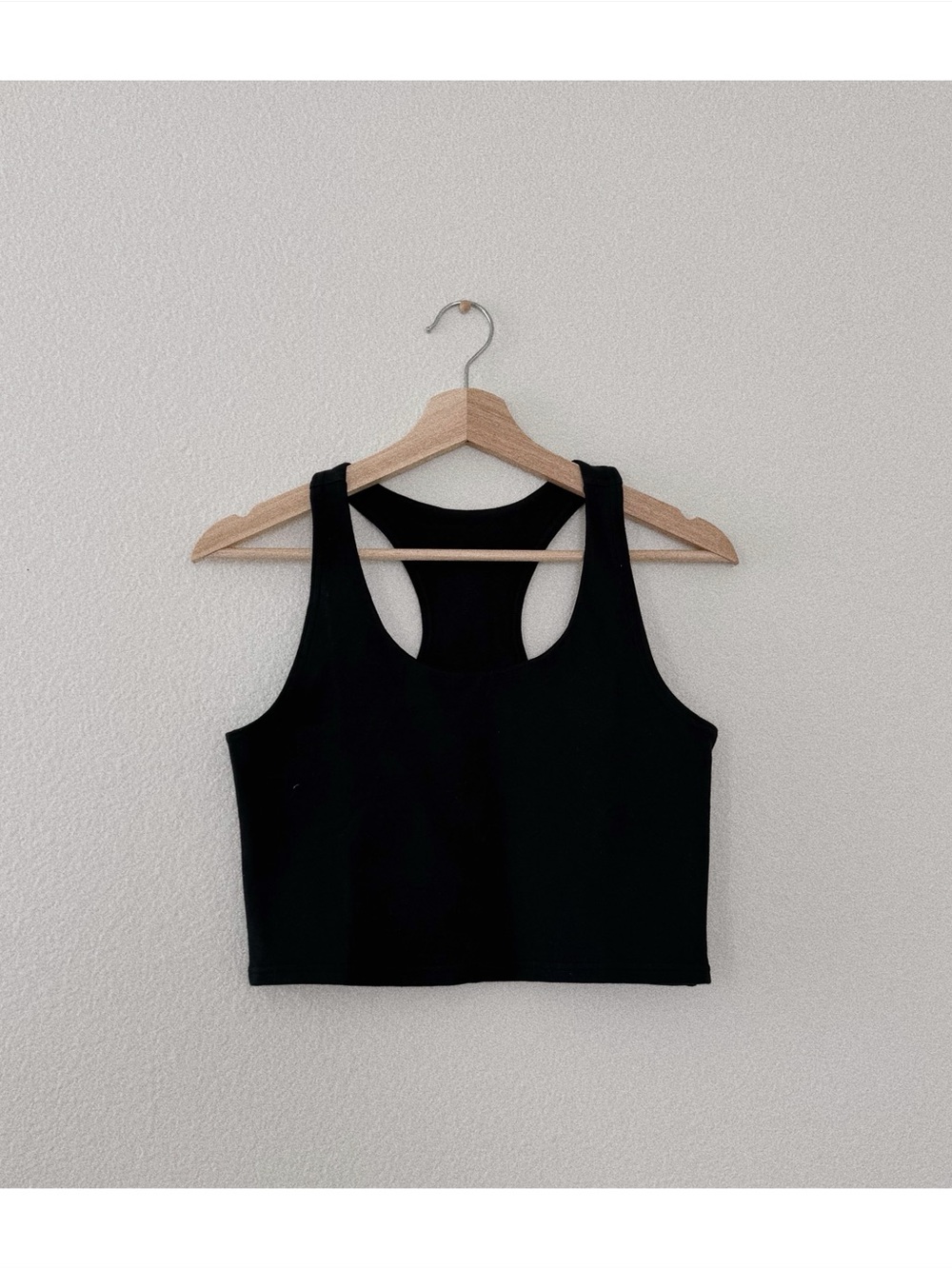 NWOT pact women's on the go-to crop tank